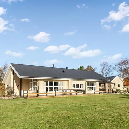 Holiday home Tjorven - 400m From The Sea By Interhome