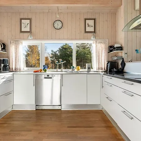 Tjorven - 400m From The Sea By Interhome